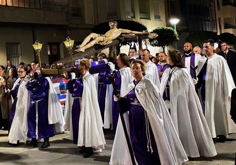 El Silencio abre las procesiones de los días centrales de la Semana Santa
